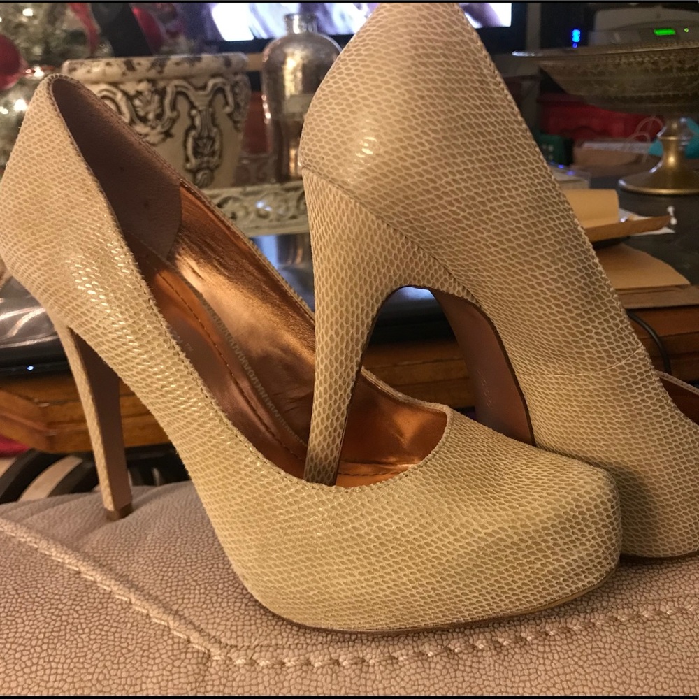 Gorgeous New BCBGeration Pumps